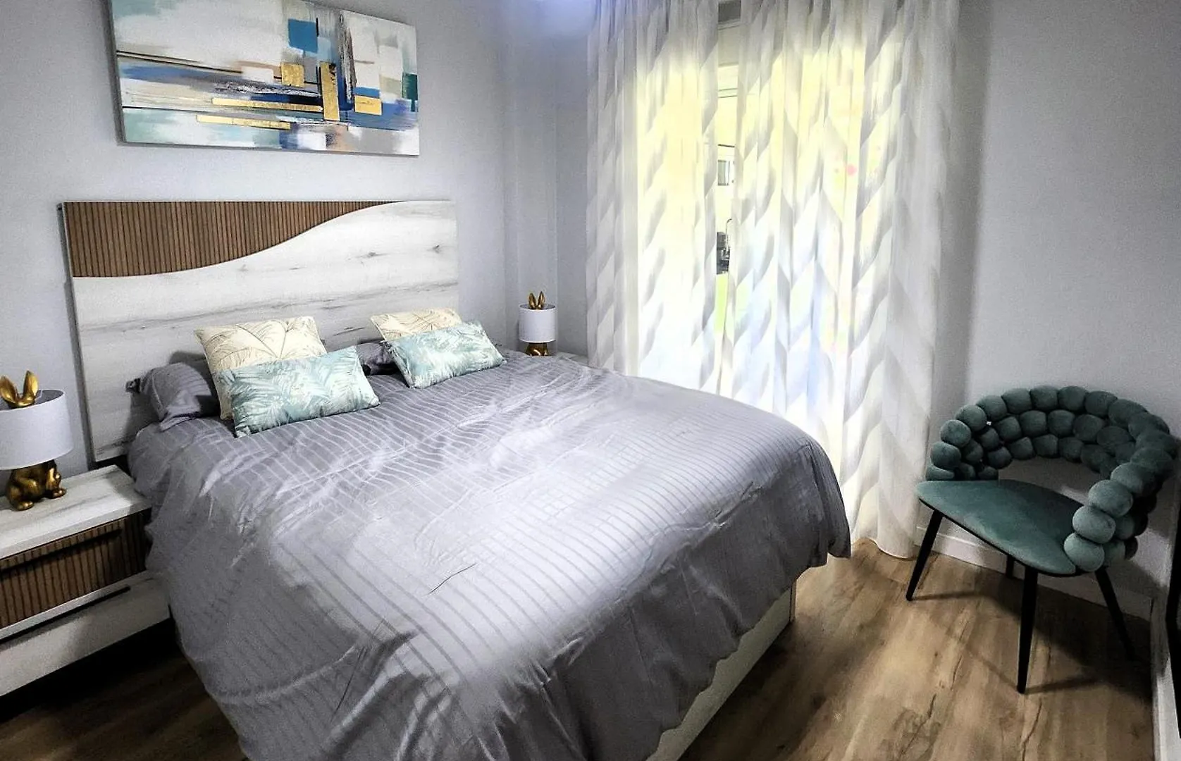 Ansa Beach Apartment - Cabopino, Marbella - Garden Level