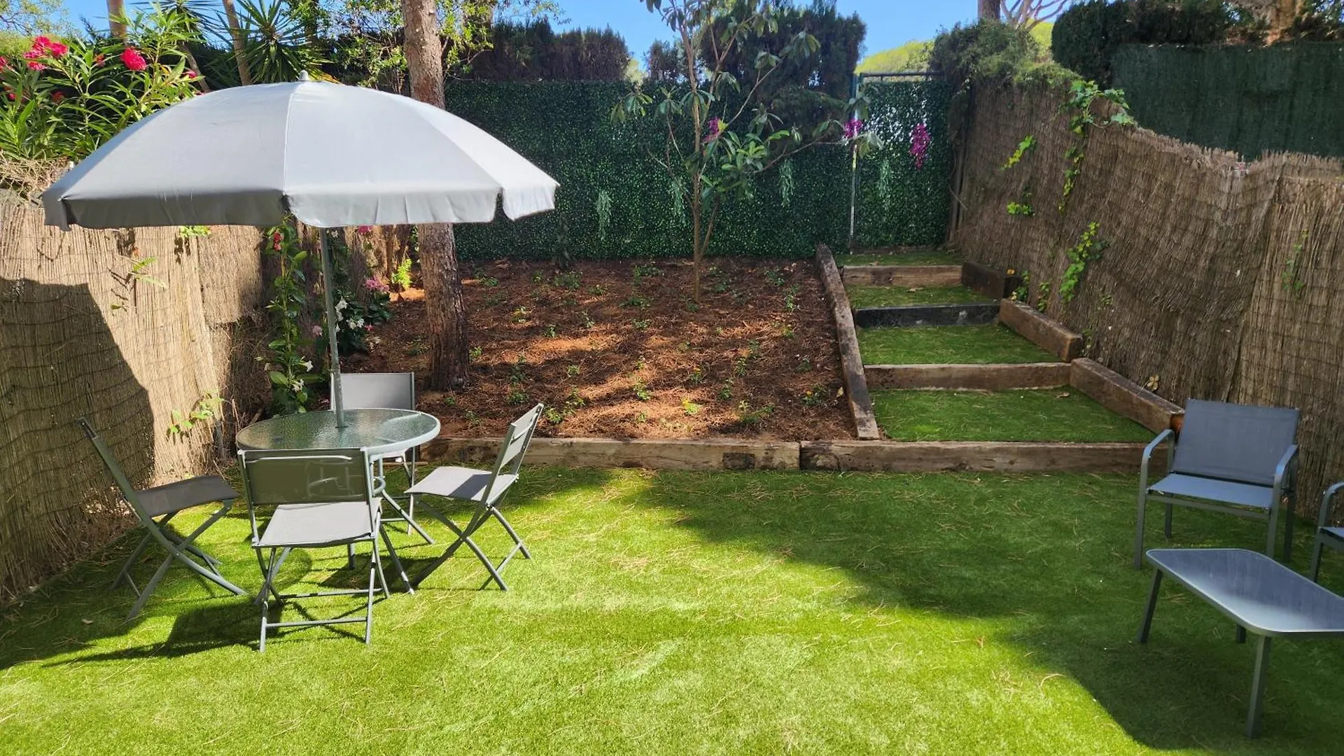 Ansa Beach Apartment - Cabopino, Marbella - Garden Level Spanyolország